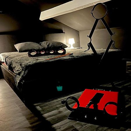 Amour D'Une Nuit, Loveroom Sarcelles Exteriör bild