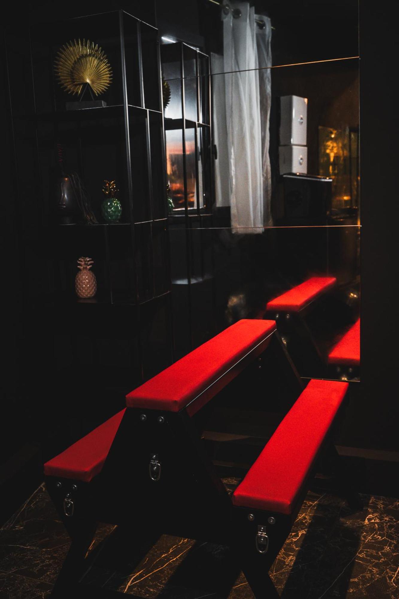 Amour D'Une Nuit, Loveroom Sarcelles Exteriör bild